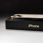 FBI’s Stunning Tactic — iOS Flaw Exposes Messages Close-up of an iPhone resting on its box